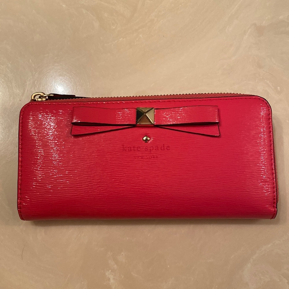 Kate Spade Pink Wallet